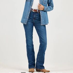 Wrangler Medium Wash Cotton Blend Bootcut Jeans